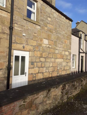 Bees Townhouse- Cupar